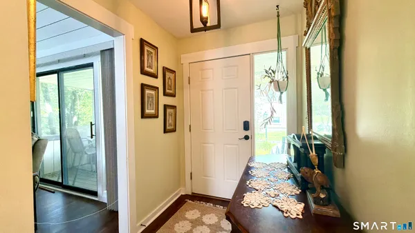 Property Slideshow image 3 of 28 | 546 n trl a, Stratford, CT, 06614