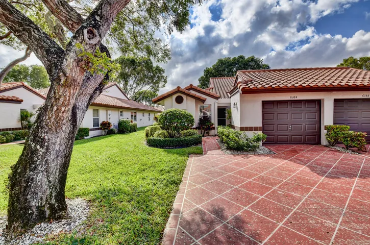 Huntington Pointe - Delray Beach, FL