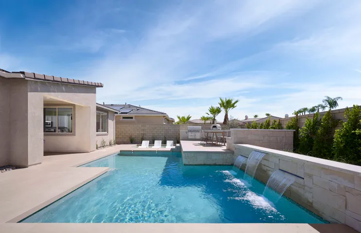 Photo: Tsutsumida Pictures