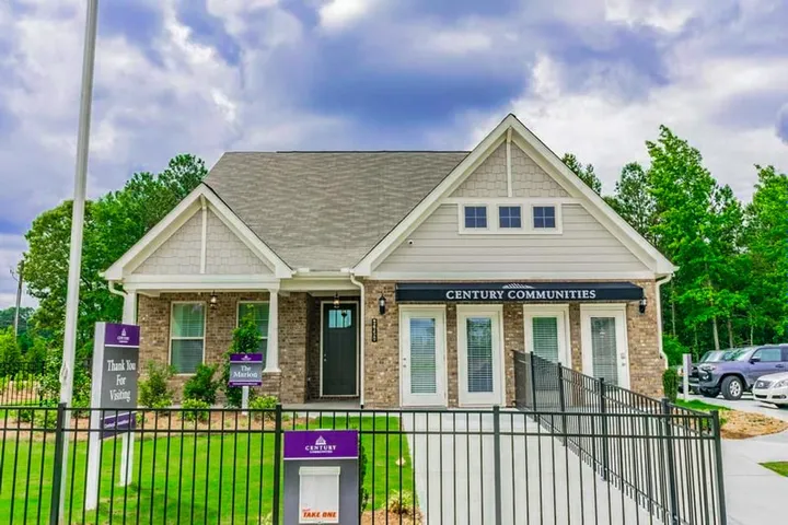 Summit at Auburn Hills - Dacula, GA