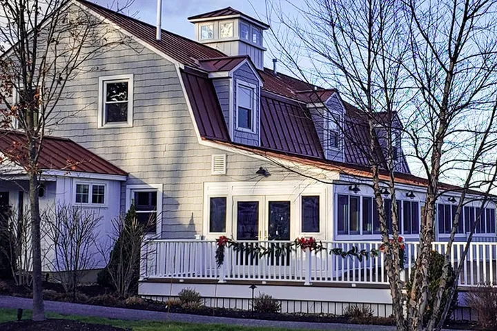 Bramber Green - Greenland, NH