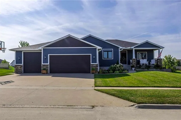 Bella Vista - Huxley, IA