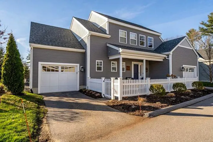 The Lanterns at Warren Woods - Ashland, MA
