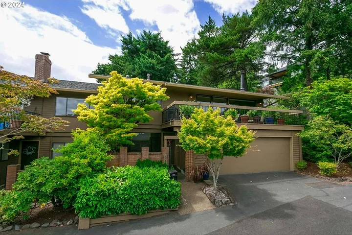 Condolea - Lake Oswego, OR