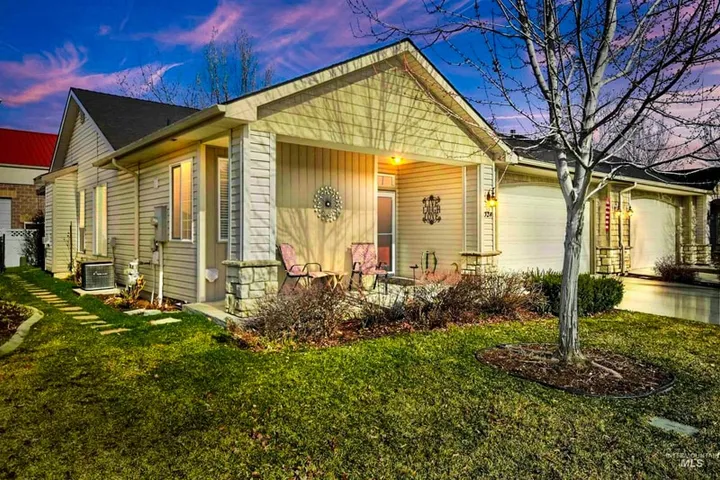 Pacific Heights - Eagle, ID