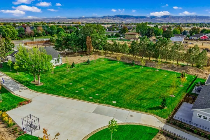 Village Bungalows - Meridian, ID