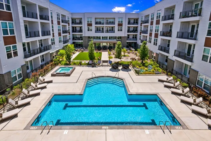 Everleigh Vernon Hills - Vernon Hills, IL