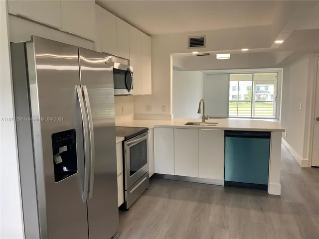 Boca Barwood Condominiums