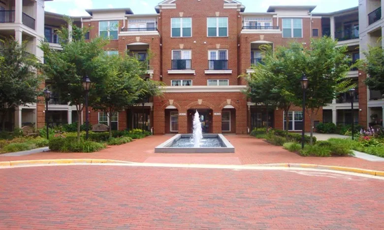 Saintsbury Plaza - Fairfax, VA