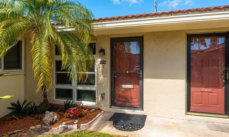 Woodside Village West