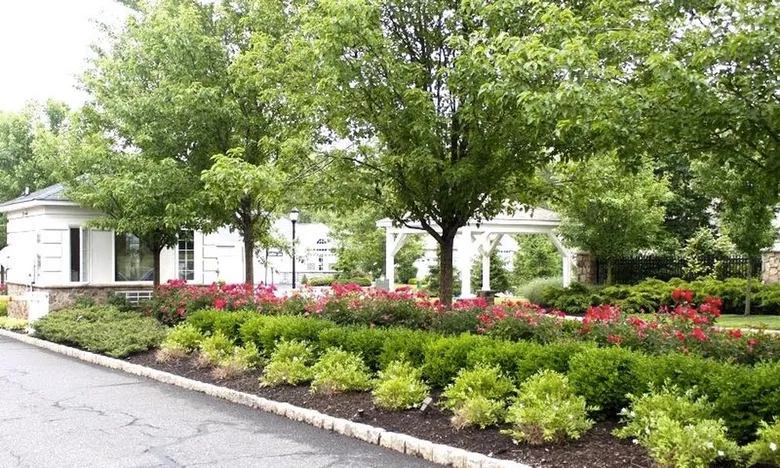 Renaissance at Raritan Valley - Somerset, NJ