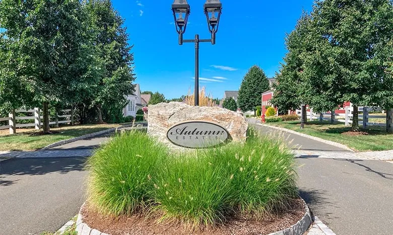 Autumn Estates - Farmington CT