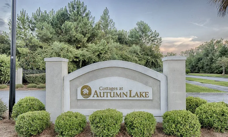Cottages at Autumn Lake - Savannah, GA
