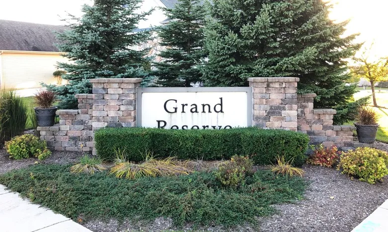 Grand Reserve - Algonquin, IL