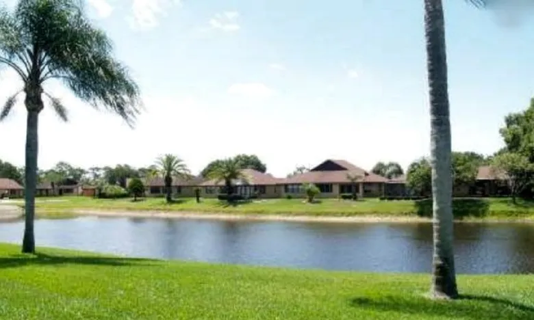 Scenic Lakes & Ponds