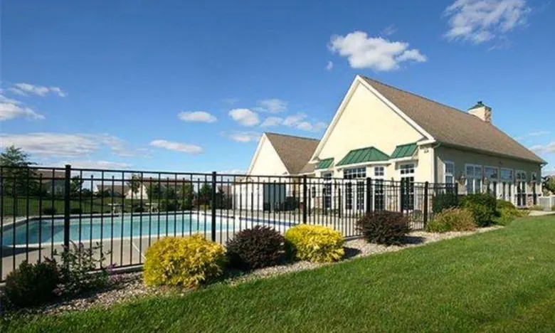 Knob Hill Farm - Honey Brook, PA