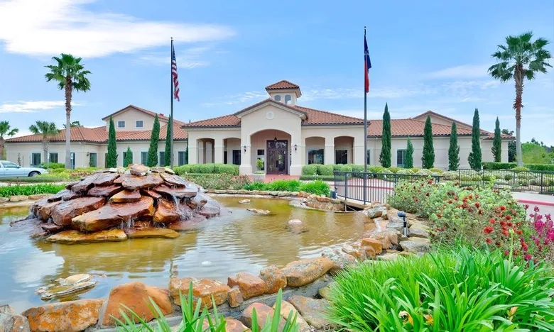 Bellavita at Green Tee - Pearland, TX