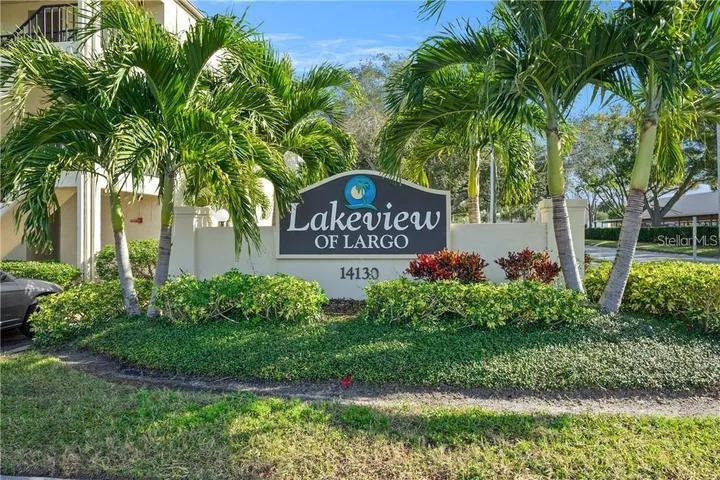 Lakeview of Largo