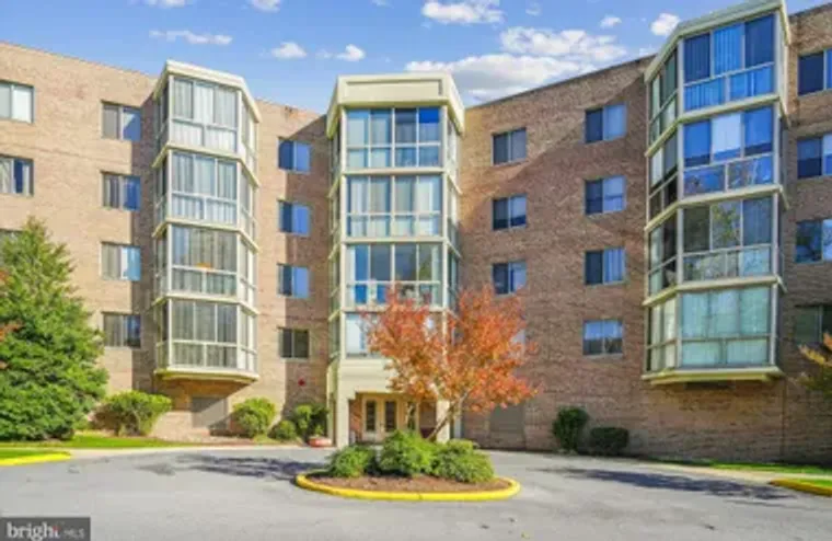 2900 N LEISURE WORLD BLVD 211, SILVER SP..., Silver Spring, MD 20906