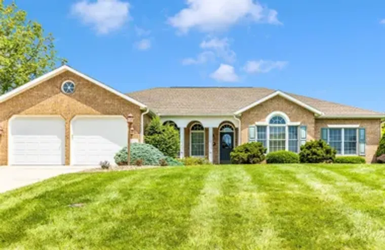 6337 MEDINA RIDGE DR, FAYETTEVILLE, PA, ..., Fayetteville, PA 17222