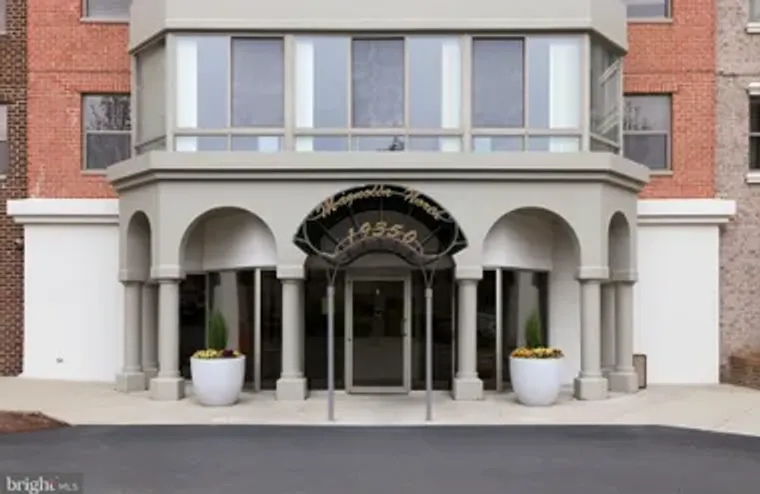 19350 MAGNOLIA GROVE SQ 403, LEESBURG, V..., Leesburg, VA 20176