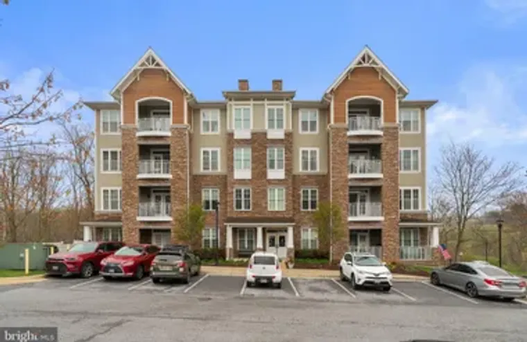 17 CLAY LODGE LN 304, CATONSVILLE, MD, 2..., Catonsville, MD 21228