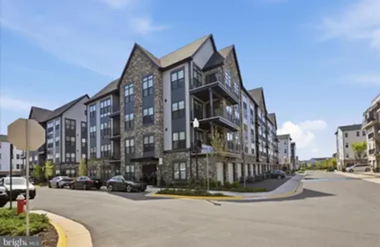 23651 HAVELOCK WALK TER 304, ASHBURN, VA..., Ashburn, VA 20148