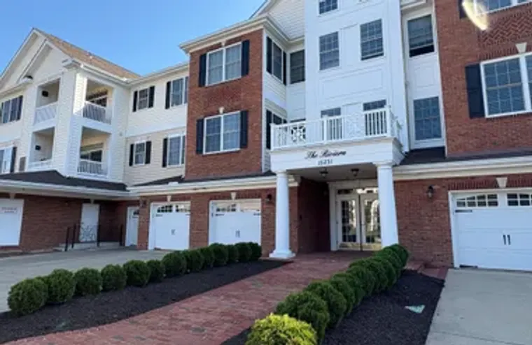 15231 ROYAL CREST DR 204, HAYMARKET, VA,..., Haymarket, VA 20169