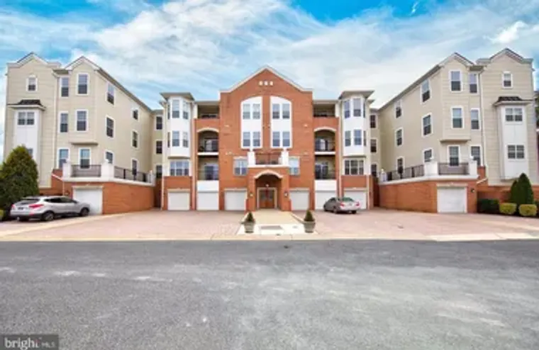 8615 WANDERING FOX TRL 105, ODENTON, MD,..., Odenton, MD 21113