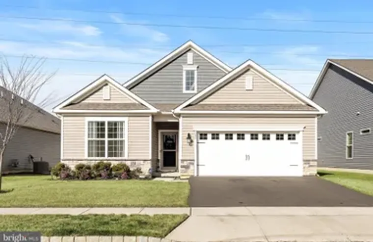 121 CONGRESSIONAL CT, MOORESTOWN, NJ, 08..., Moorestown, NJ 08057