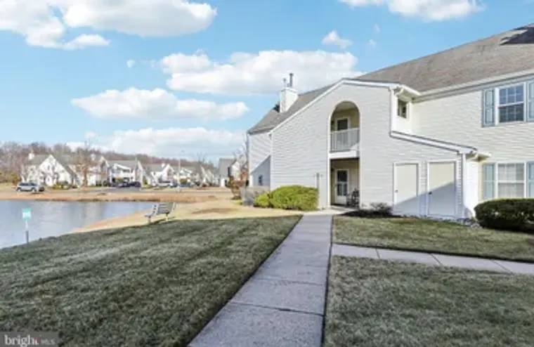 1604 STEEPLEBUSH TER # B, MOUNT LAUREL, ..., Mount Laurel, NJ 08054