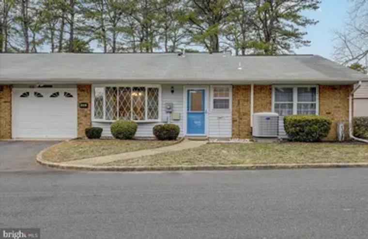 64 CAMBRIDGE CIR A, MANCHESTER TWP, NJ, ..., Manchester Twp, NJ 08759