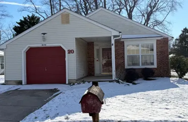 20 LAKEBRIDGE DR, WOODBURY, NJ, 08096, Woodbury, NJ 08096