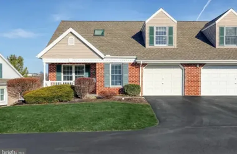 4 BLUE MOUNTAIN VIS, MECHANICSBURG, PA, ..., Mechanicsburg, PA 17050