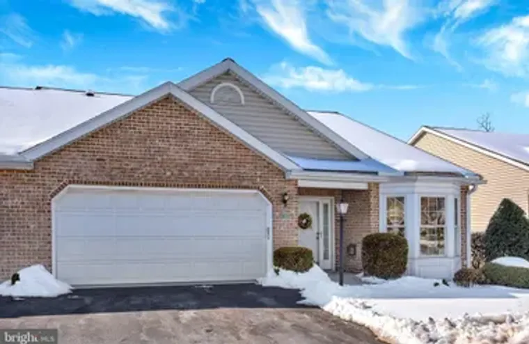 33 CREEK BANK DR, MECHANICSBURG, PA, 170..., Mechanicsburg, PA 17050