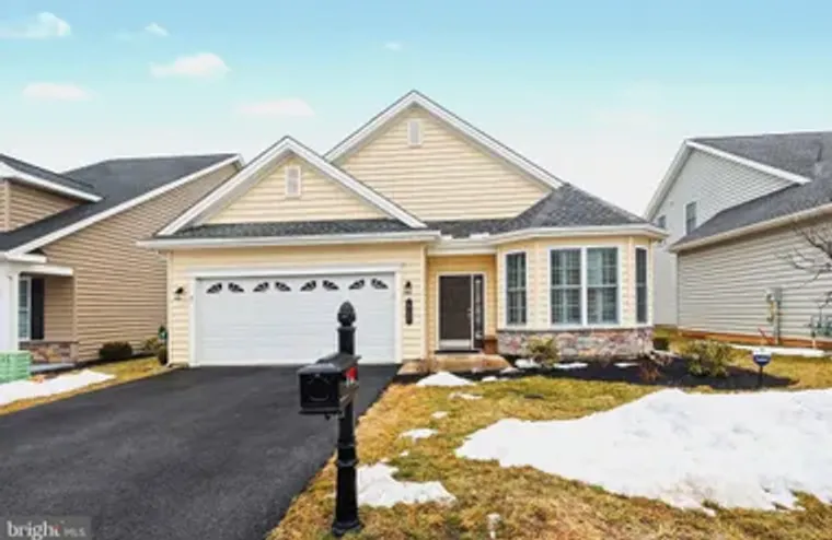 617 REPUBLIC WAY, MECHANICSBURG, PA, 170..., Mechanicsburg, PA 17050