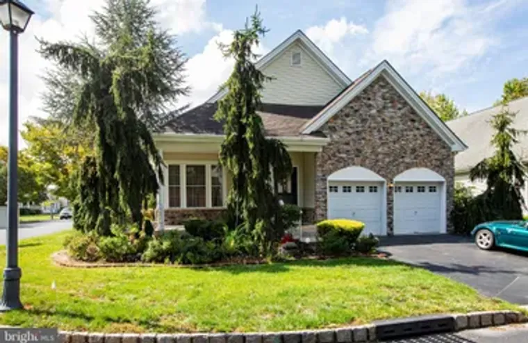 97 HUMMINGBIRD DR, HAMILTON, NJ, 08690, Hamilton, NJ 08690