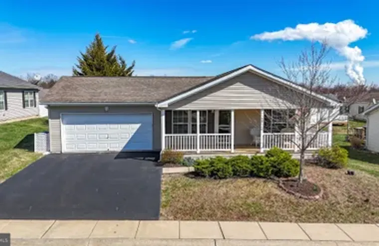 25 MIDDLEMARCH RD, DOUGLASSVILLE, PA, 19..., Douglassville, PA 19518