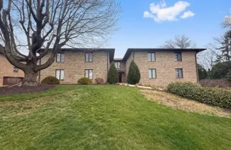 5840 FAIRWAY DR #1, FAYETTEVILLE, PA, 17..., Fayetteville, PA 17222