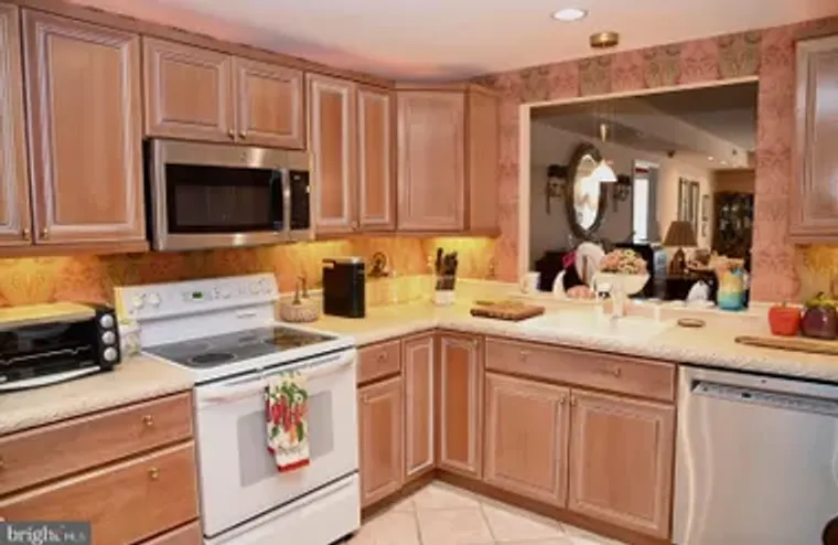 8200 CENTENNIAL STA 820, WARMINSTER, PA,..., Warminster, PA 18974