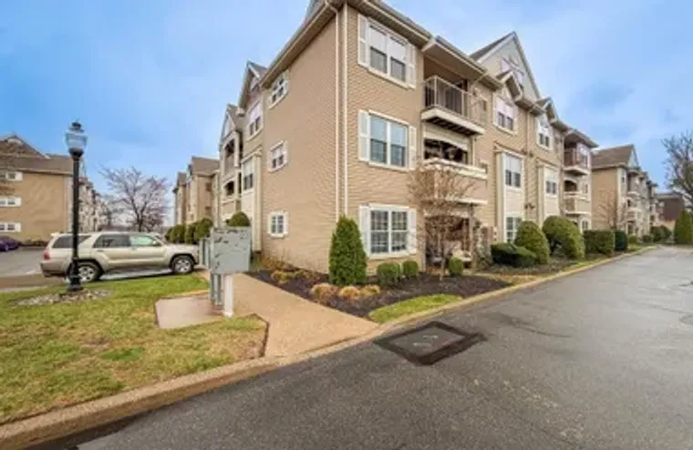 72307 DELAIRE LANDING RD 307, PHILADELPH..., Philadelphia, PA 19114