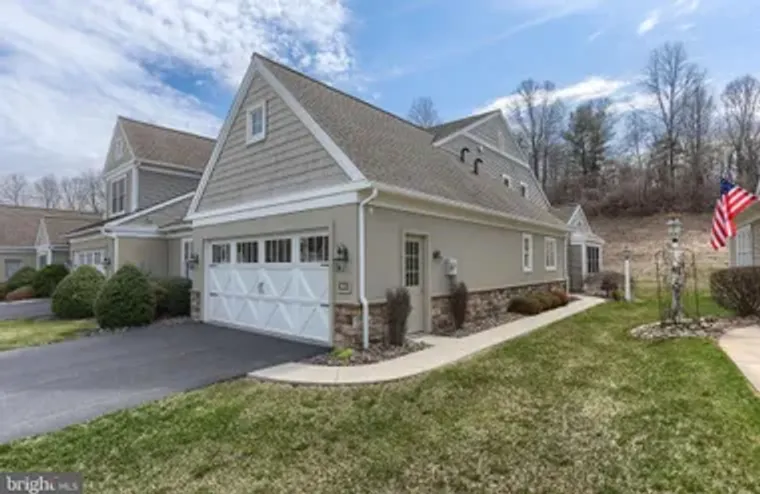 1045 ENGLISH DR, LEBANON, PA, 17042, Lebanon, PA 17042