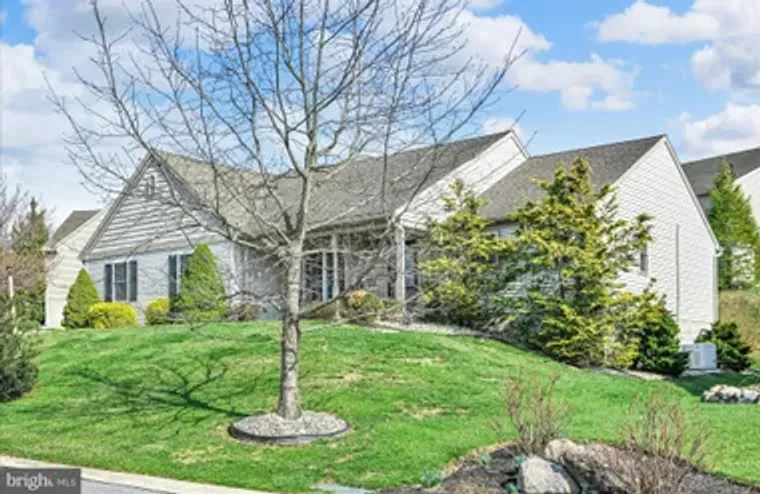858 WATER EDGE CT, LEBANON, PA, 17046, Lebanon, PA 17046