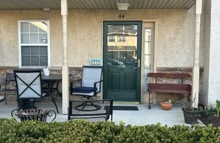 44 STUART DR 44, NORRISTOWN, PA, 19401, Norristown, PA 19401