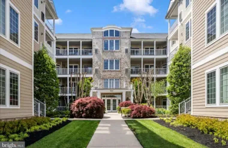8820 SHINING OCEANS WAY 105, COLUMBIA, M..., Columbia, MD 21045