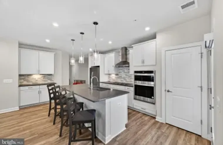 21630 HAWKSBILL HIGH CIR 202, STERLING, ..., Sterling, VA 20164
