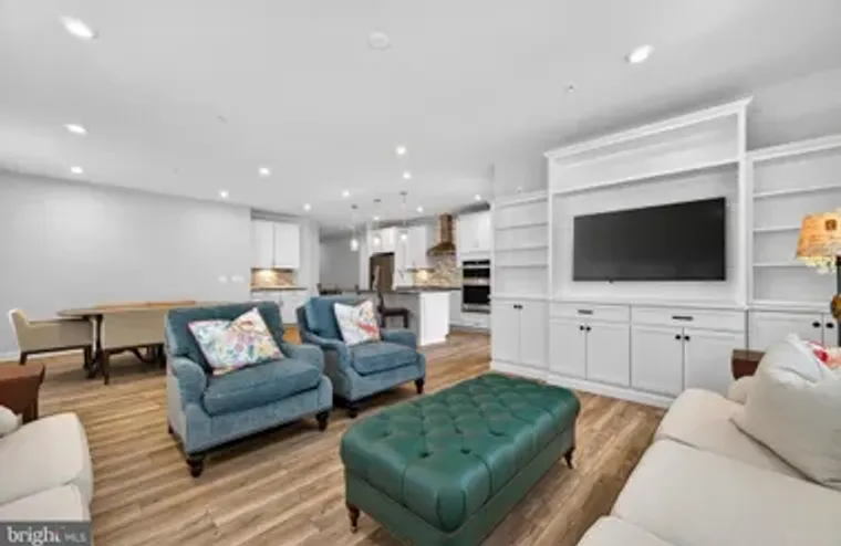 21630 HAWKSBILL HIGH CIR 202, STERLING, ..., Sterling, VA 20164