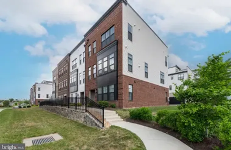 43927 HURLEYS HUNT TER, ASHBURN, VA, 201..., Ashburn, VA 20147