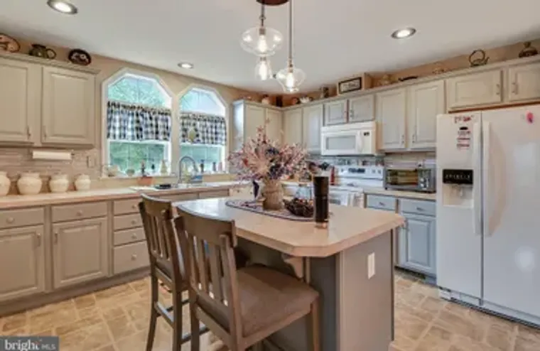 173 RANDOM RD, DOUGLASSVILLE, PA, 19518, Douglassville, PA 19518