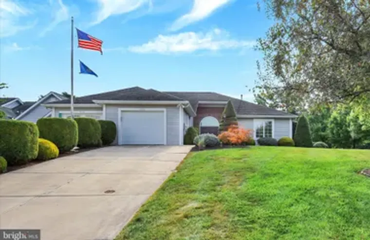 3826 FARMSTEAD DR, FAYETTEVILLE, PA, 172..., Fayetteville, PA 17222